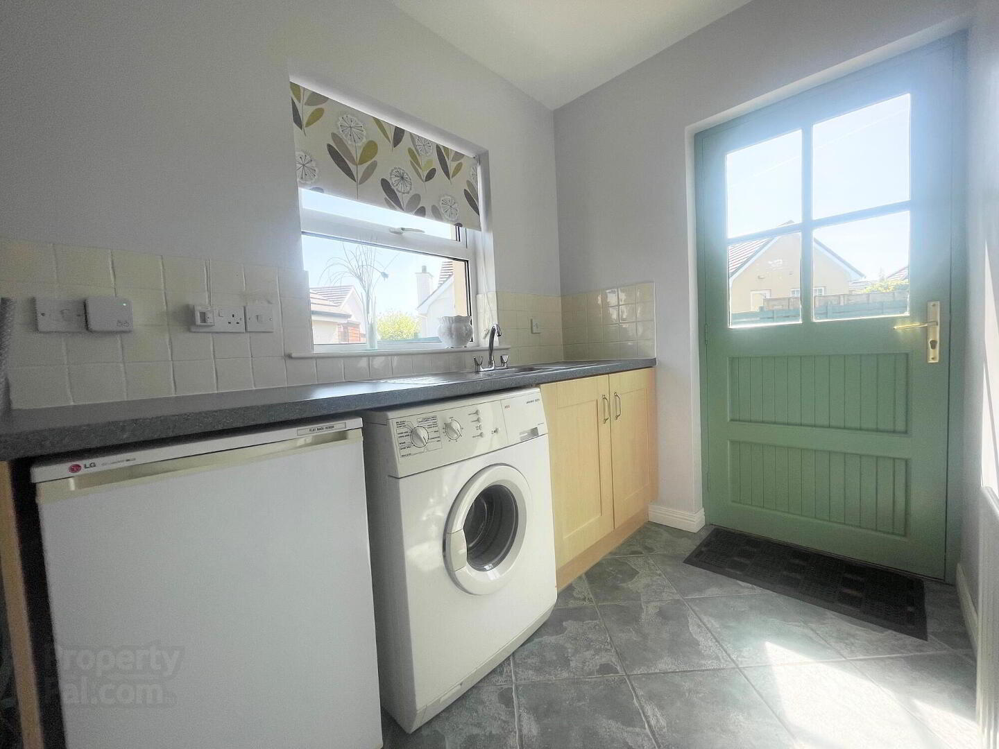 41 Primrose Crescent 14 of 34