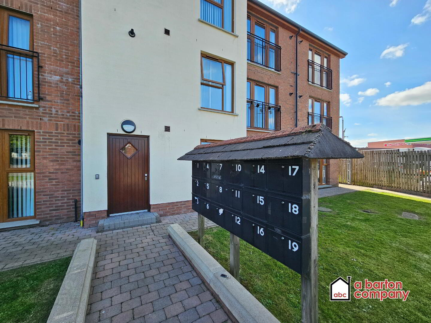 Unit 2, 288 Antrim Road 14 of 15