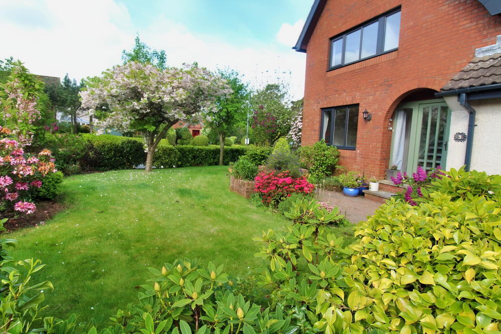 property description image