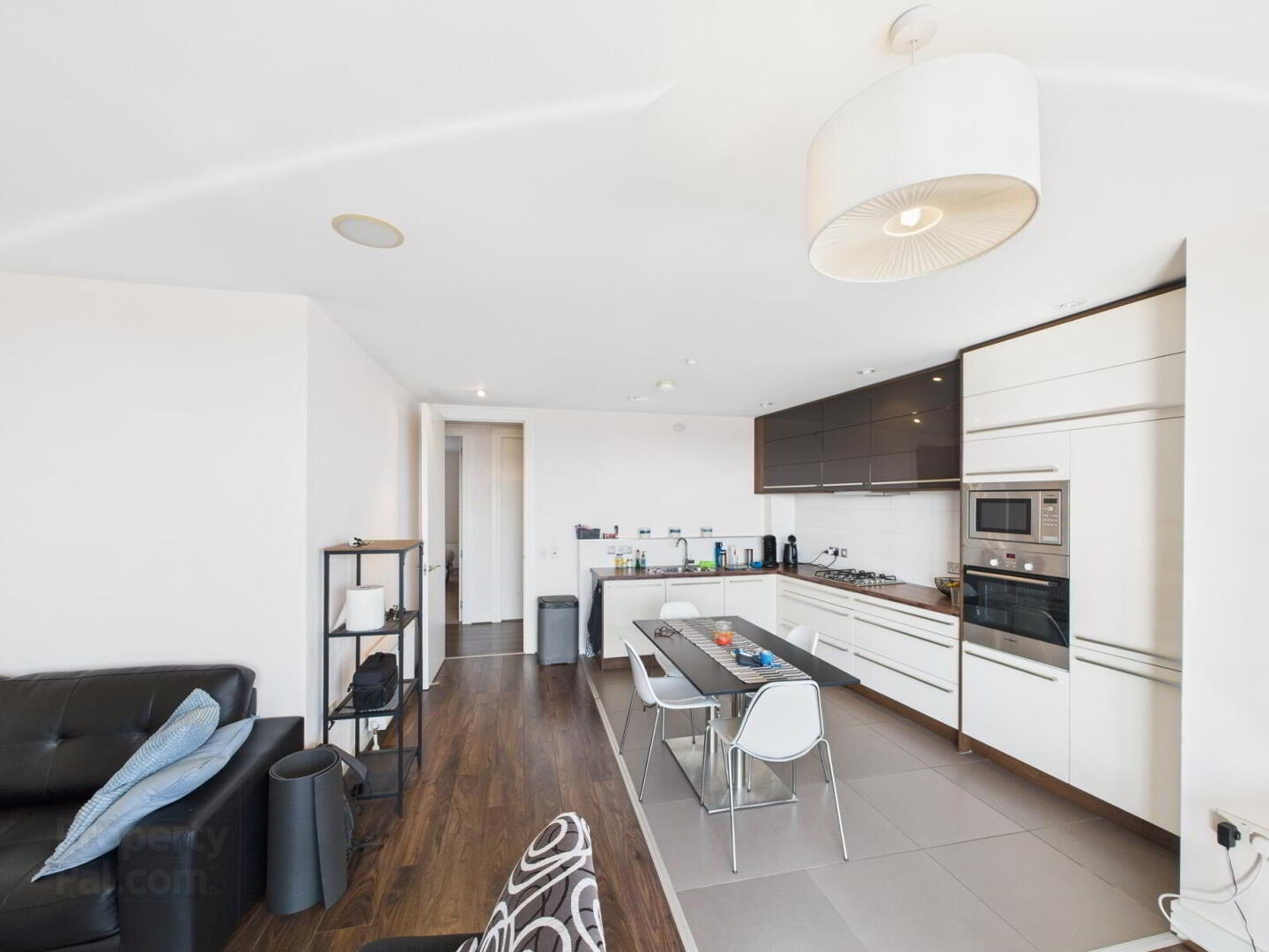 Apartment 11.42 The Arc 2l Queens Road 3 of 18