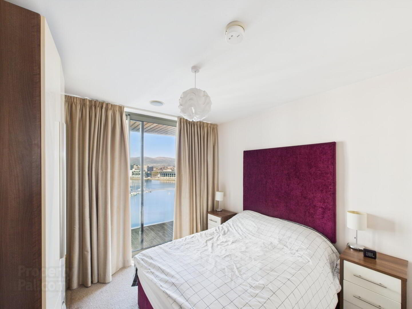 Apartment 11.42 The Arc 2l Queens Road 12 of 18