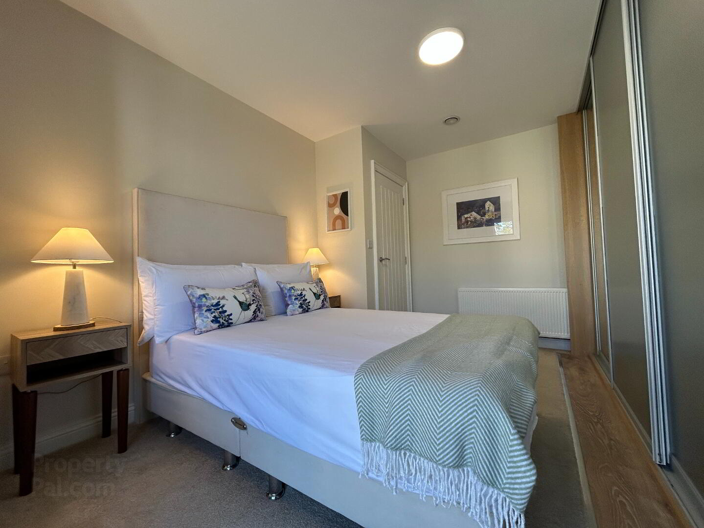 15 Spires Manor 22 of 30