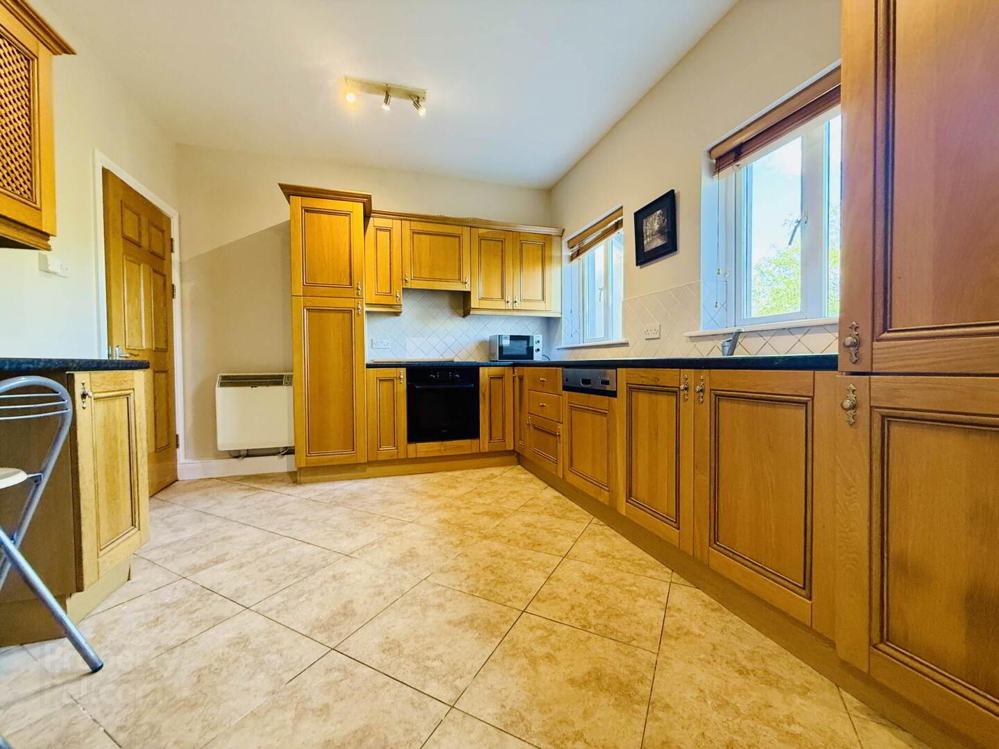 7 Castle Falls Court 8 of 21