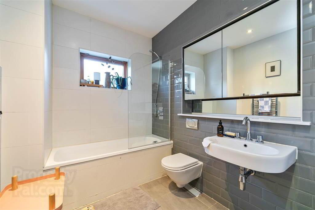 C1 The Cypress, Malone Square, 44 Windsor Park 17 of 20