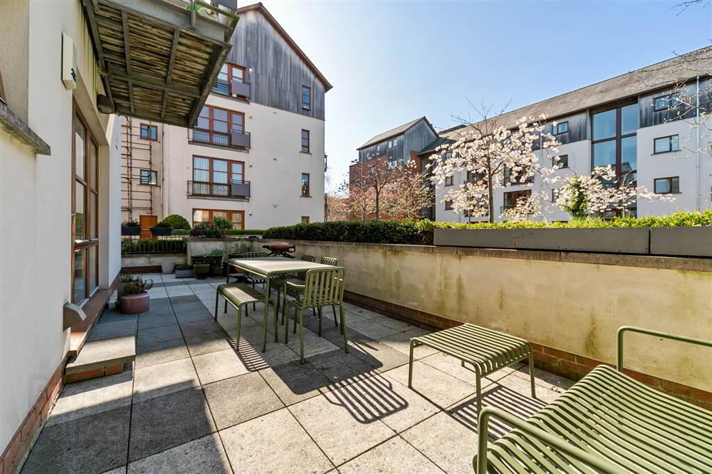 C1 The Cypress, Malone Square, 44 Windsor Park 18 of 20