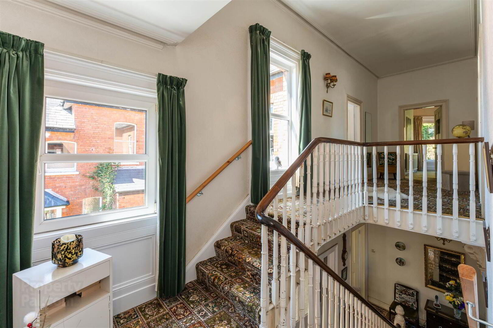 545 Upper Newtownards Road 15 of 37