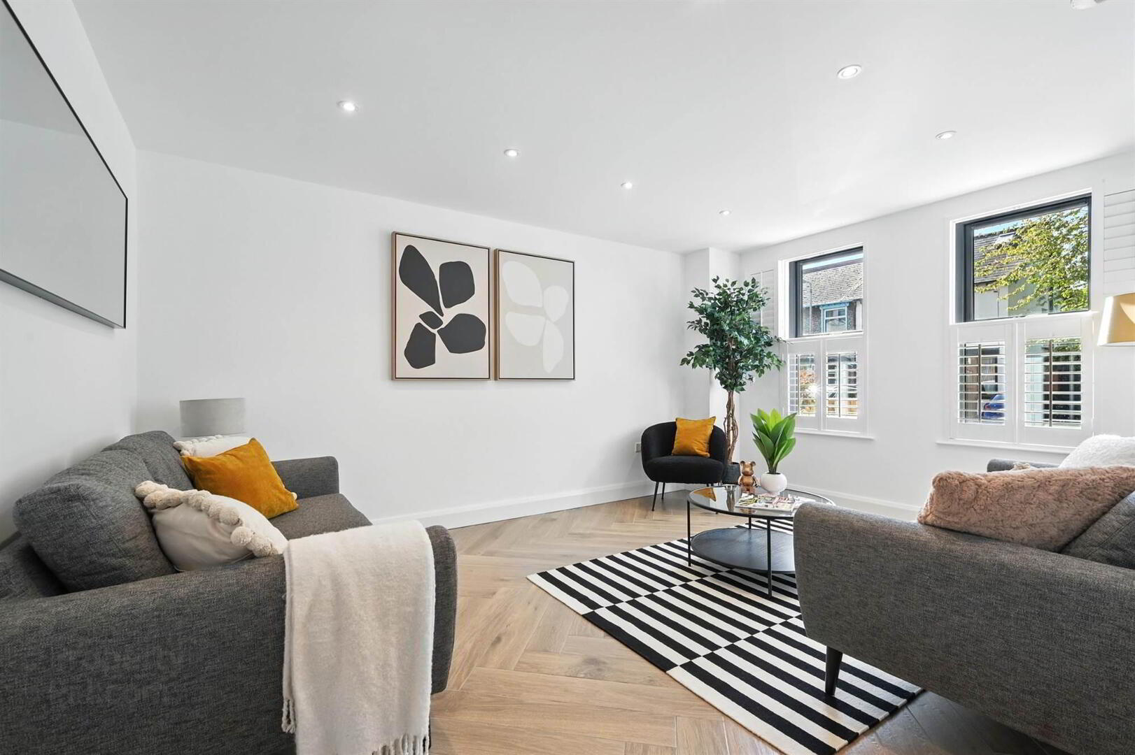 Brand New Build Family Home @, 62 Earlswood Road 5 of 28