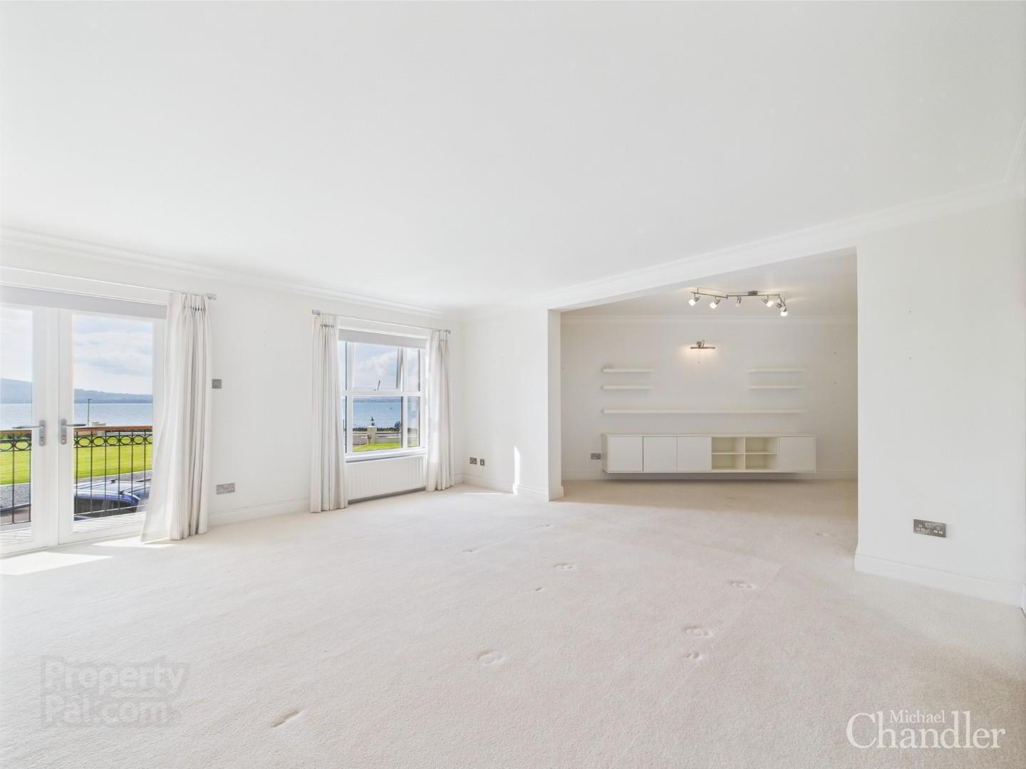 Apt 3, Clanbrassil Court 5 of 27