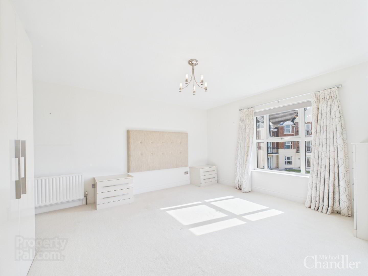 Apt 3, Clanbrassil Court 17 of 27