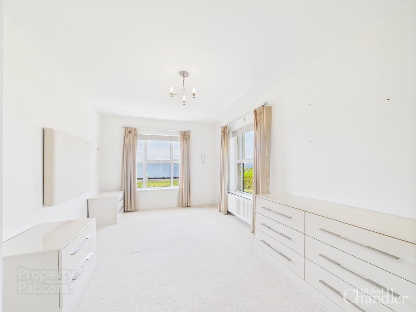 Apt 3, Clanbrassil Court 19 of 27