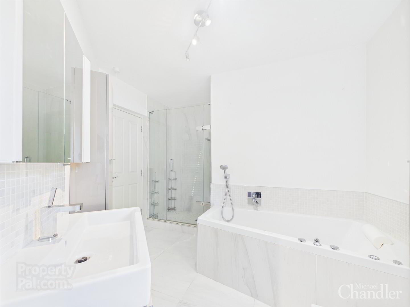 Apt 3, Clanbrassil Court 20 of 27