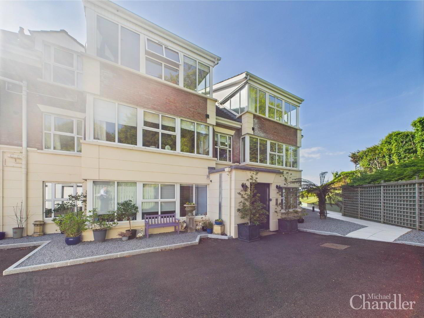 Apt 3, Clanbrassil Court 23 of 27