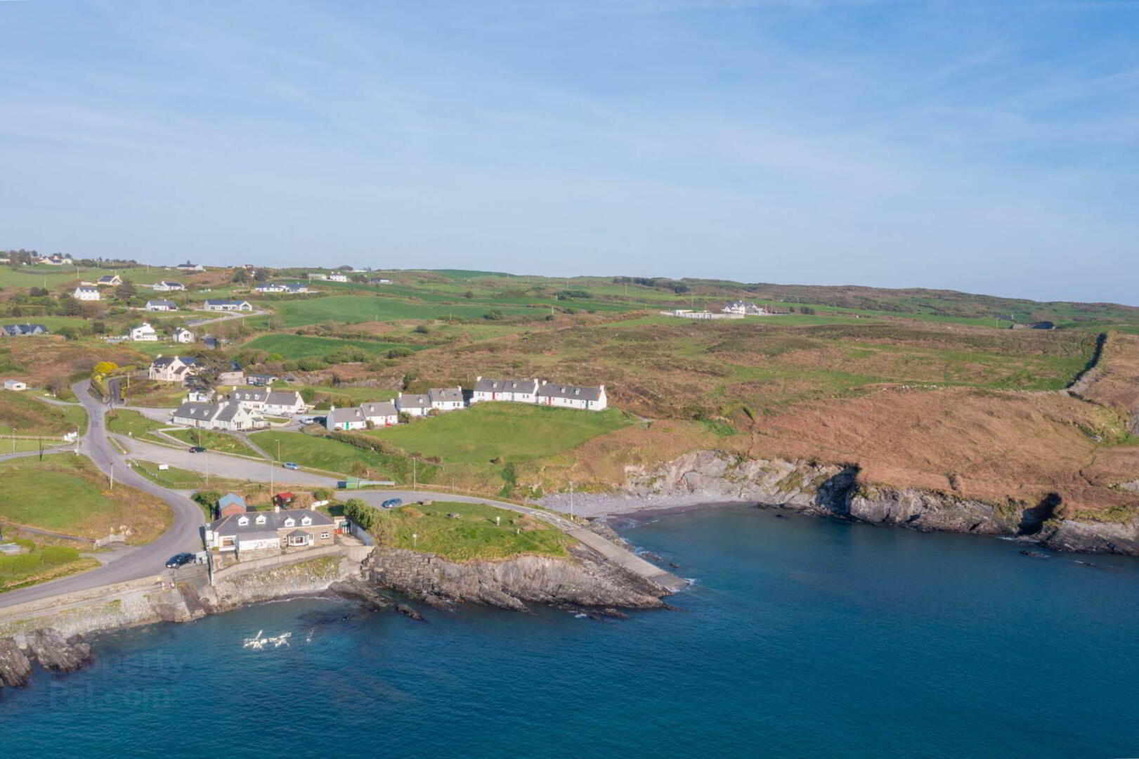 8 Tragumna Holiday Cottages 13 of 14