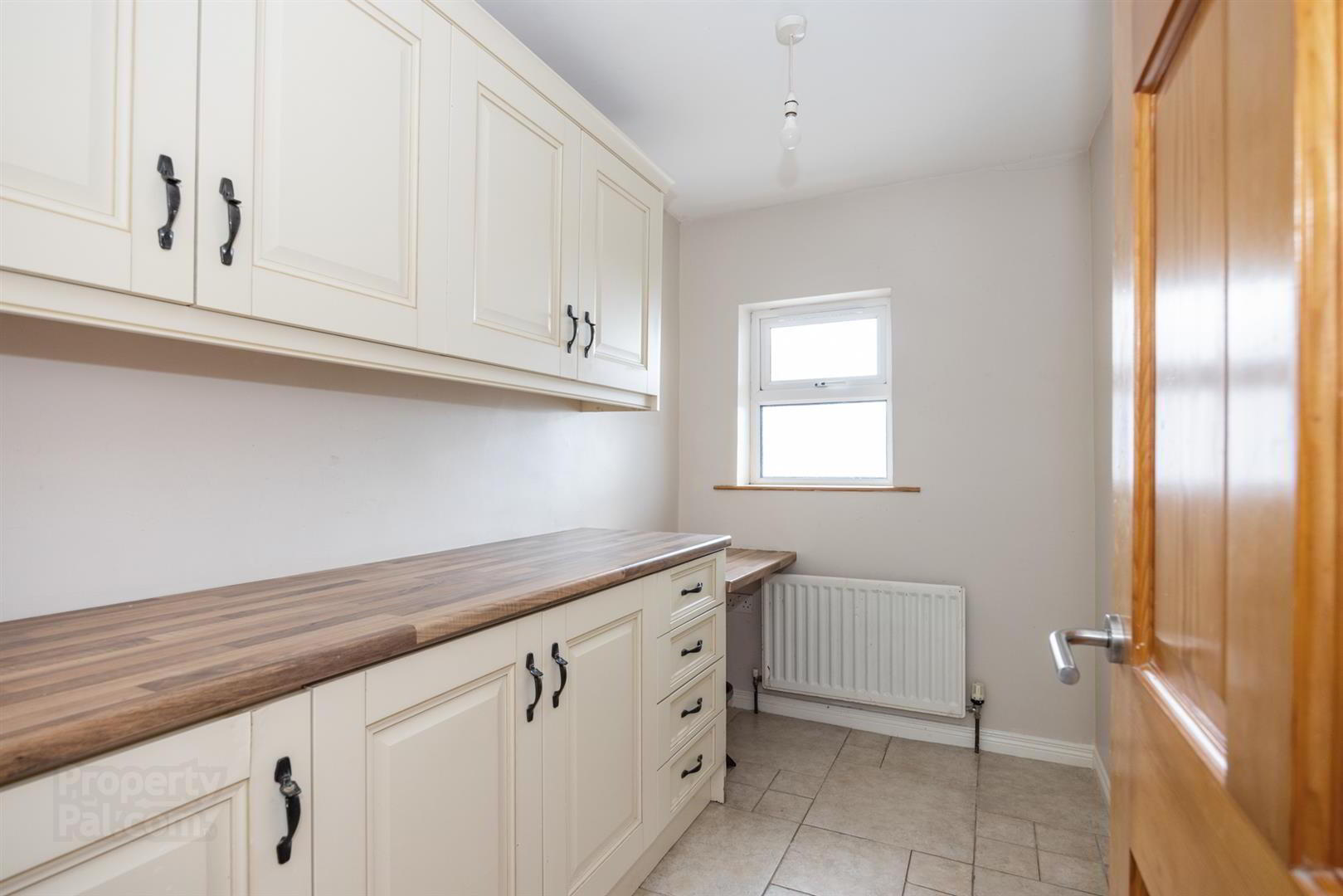 32b Crumlin Road 15 of 40