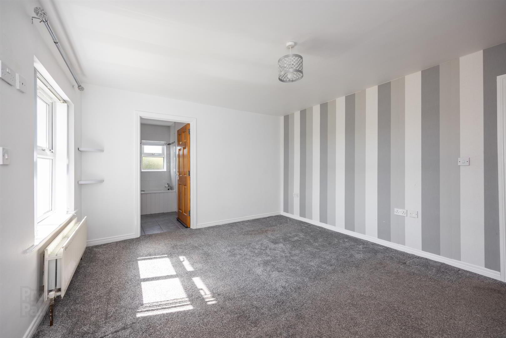 32b Crumlin Road 19 of 40