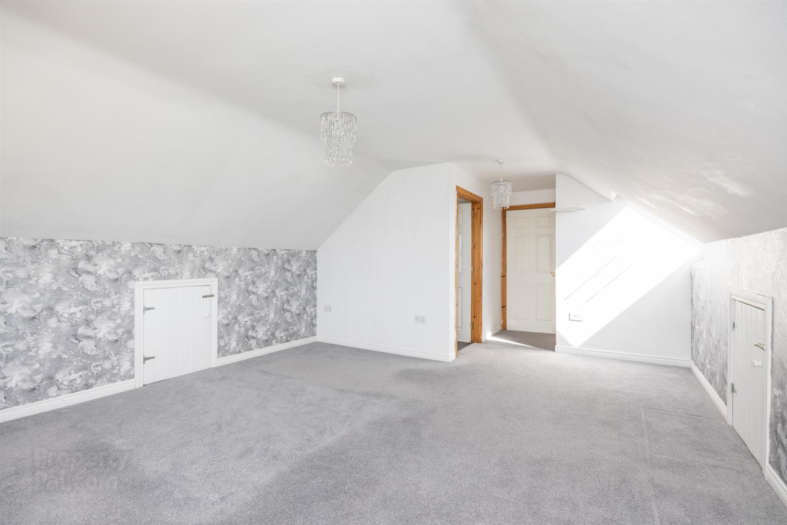 32b Crumlin Road 26 of 40