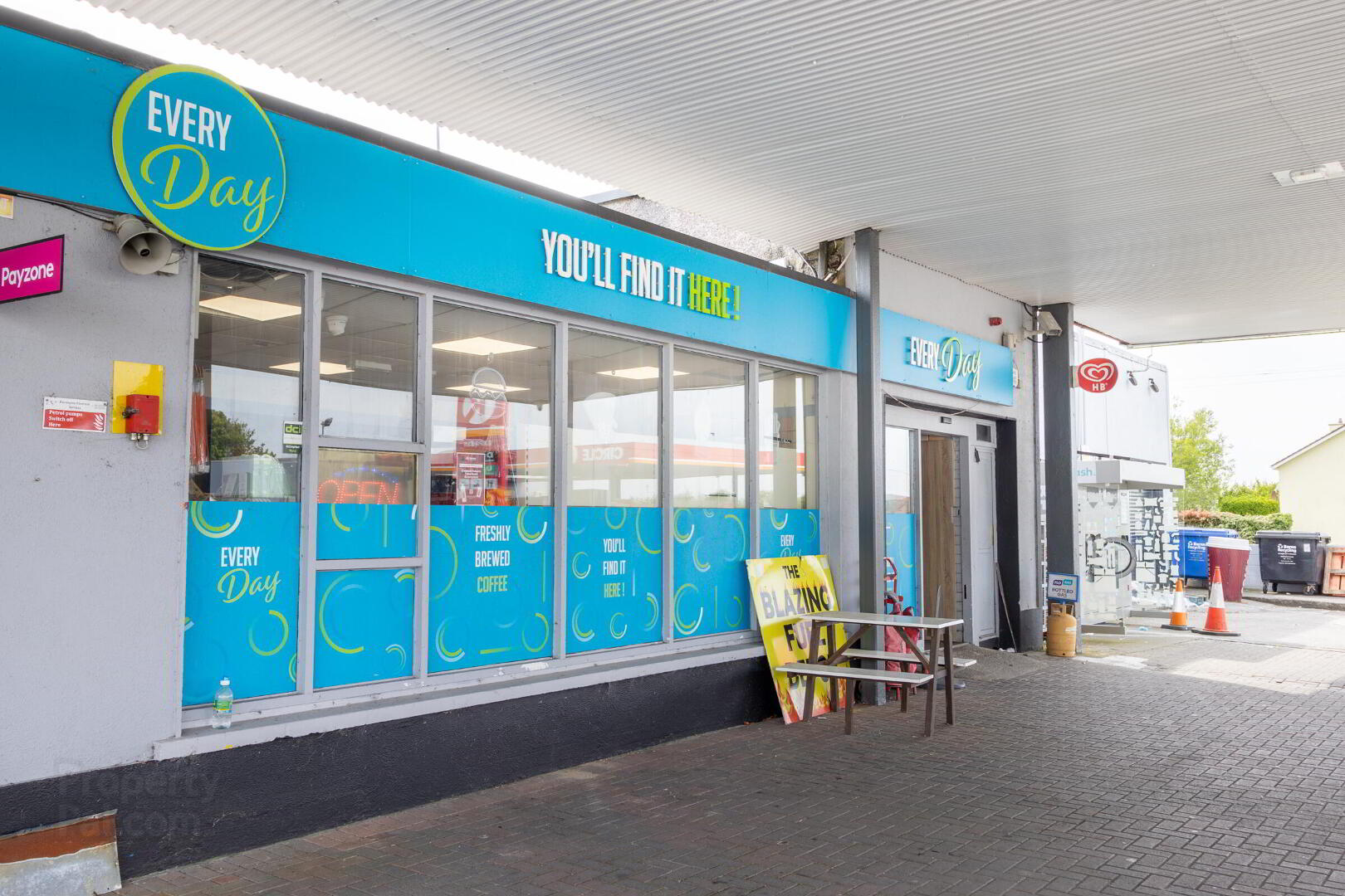 Brodericks Service Station 12 of 21
