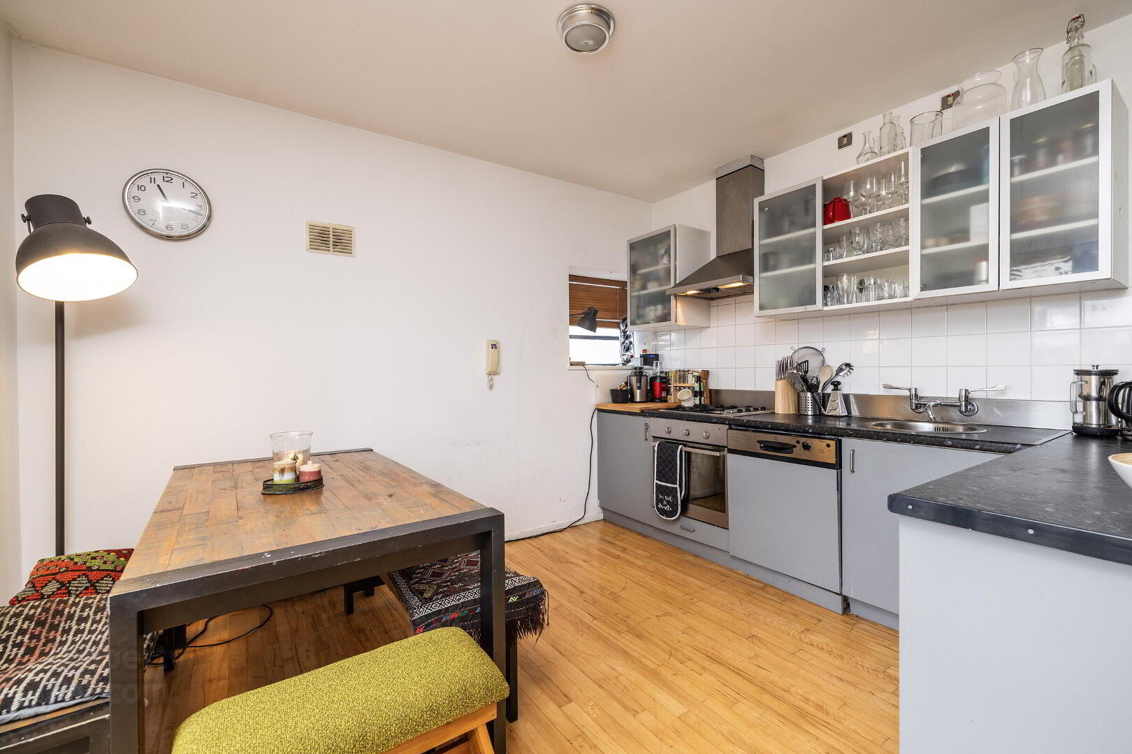 Apartment 7 Temple Bar Square 1 of 31