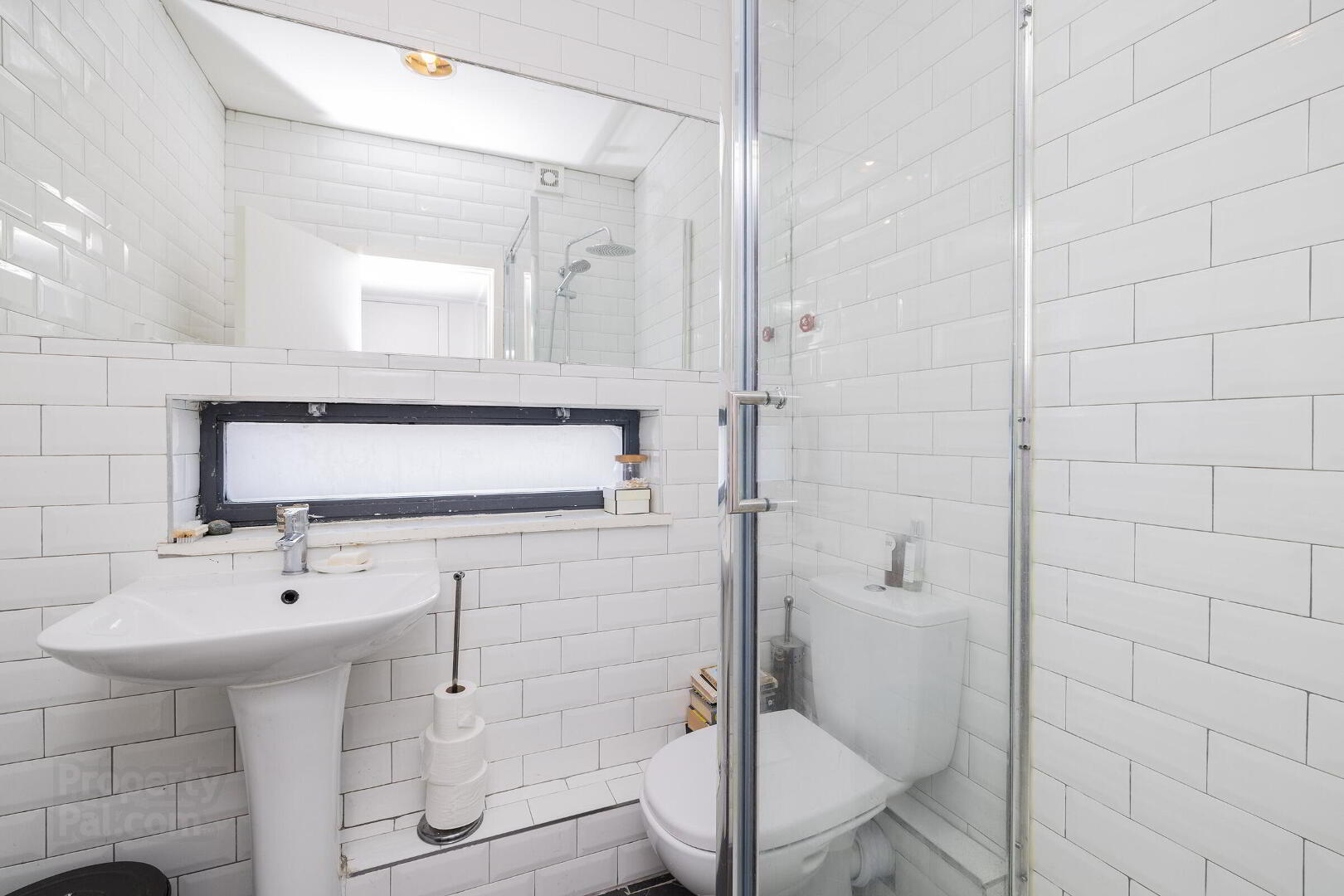 Apartment 7 Temple Bar Square 21 of 31