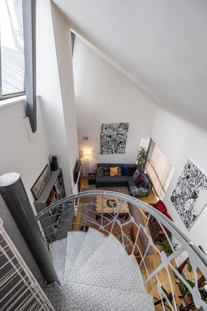 Apartment 7 Temple Bar Square 10 of 31
