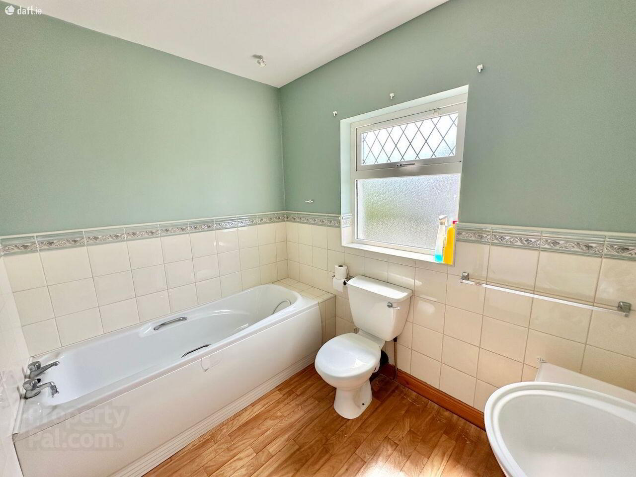 7 Gola Crest 17 of 23