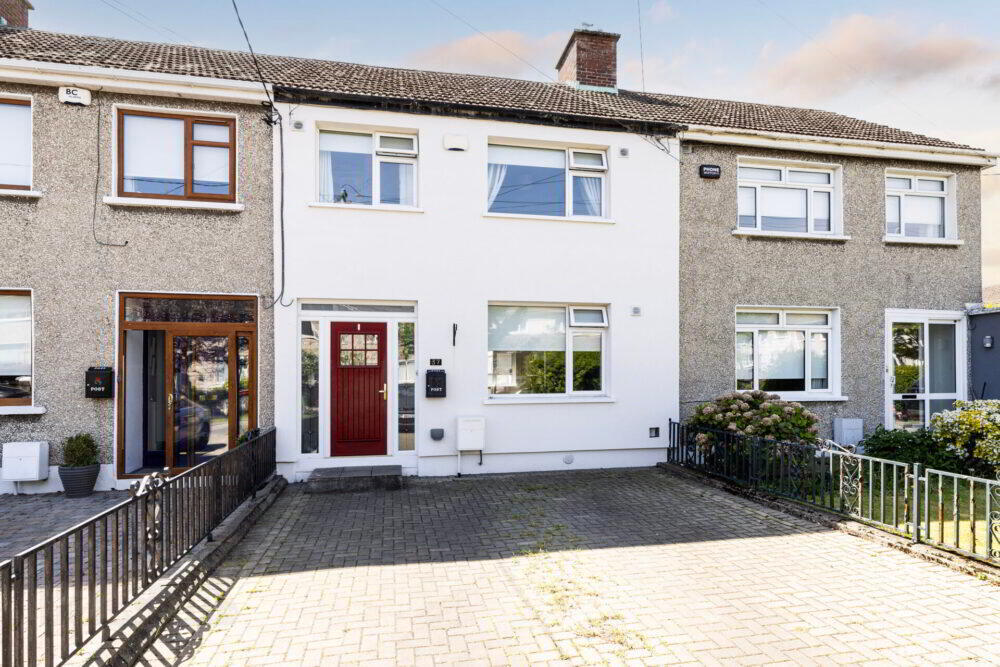 37 Ardcollum Avenue 1 of 18
