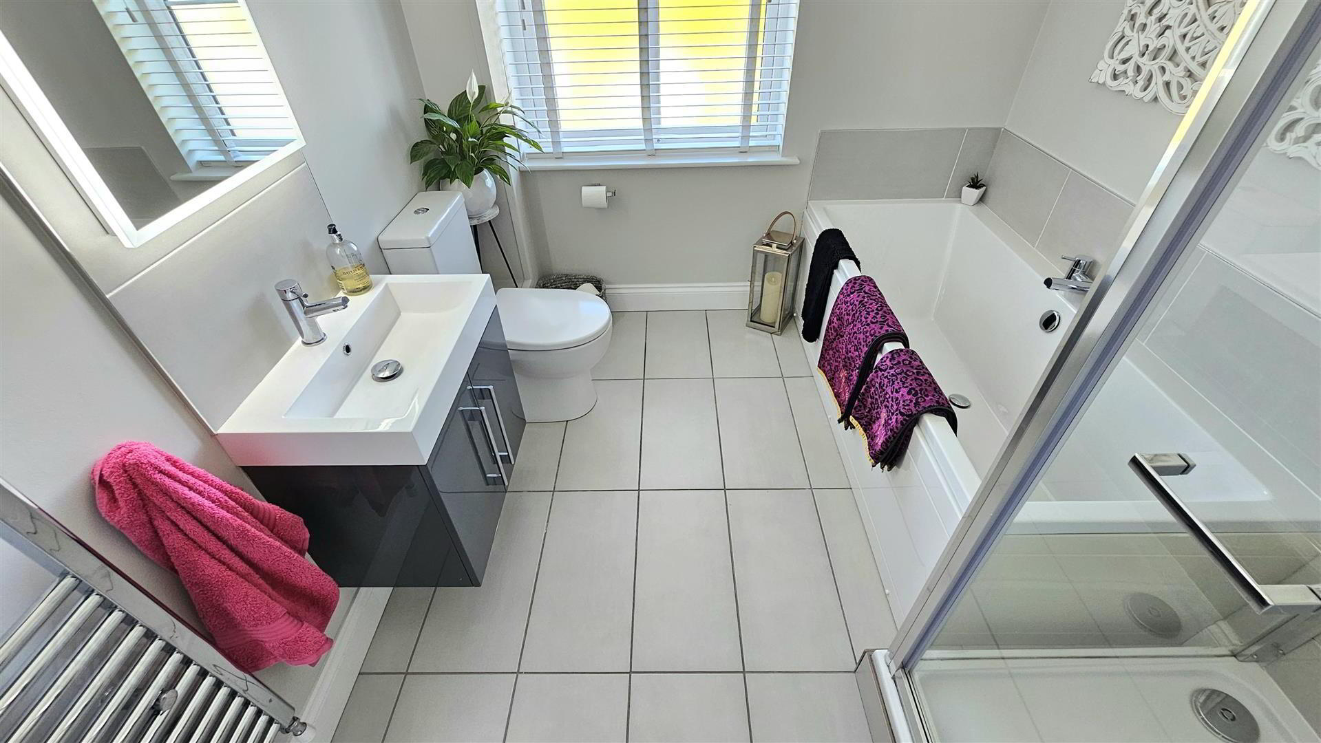 6 Hartley Hall Close 20 of 22
