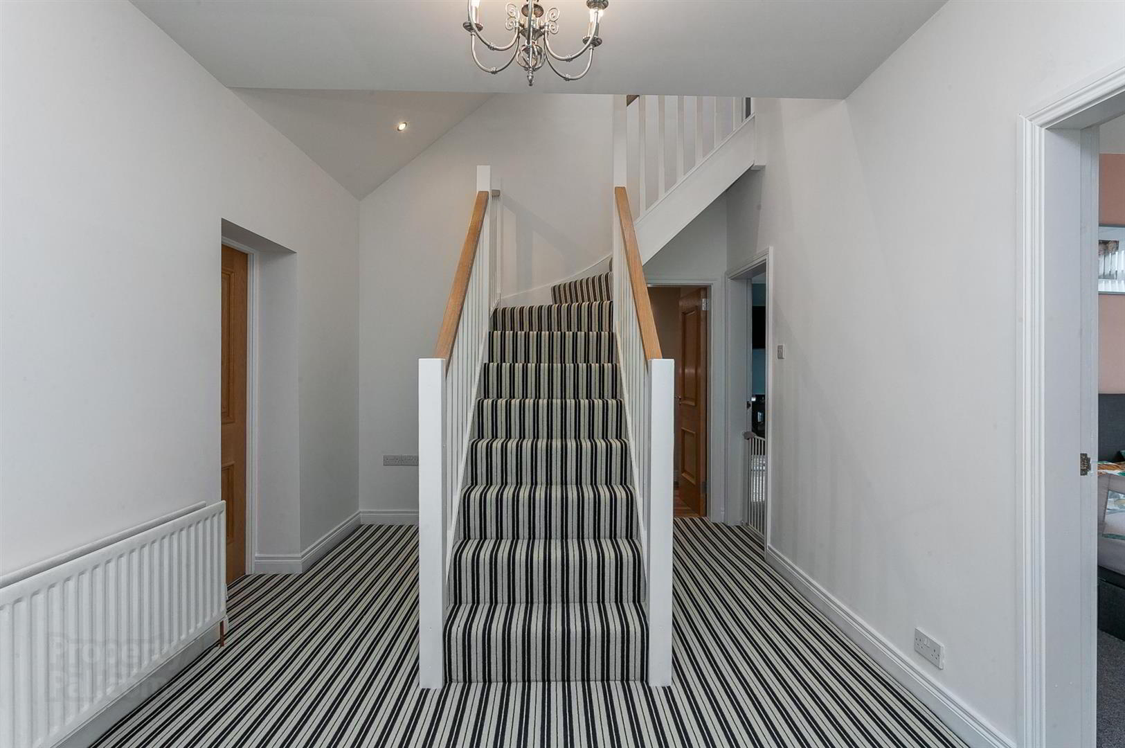 7 Glassdrumman Road 4 of 16
