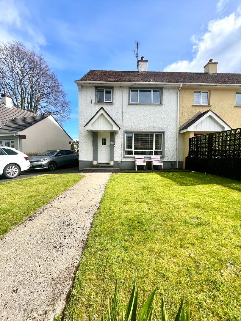 2 Broomhill Avenue 1 of 11