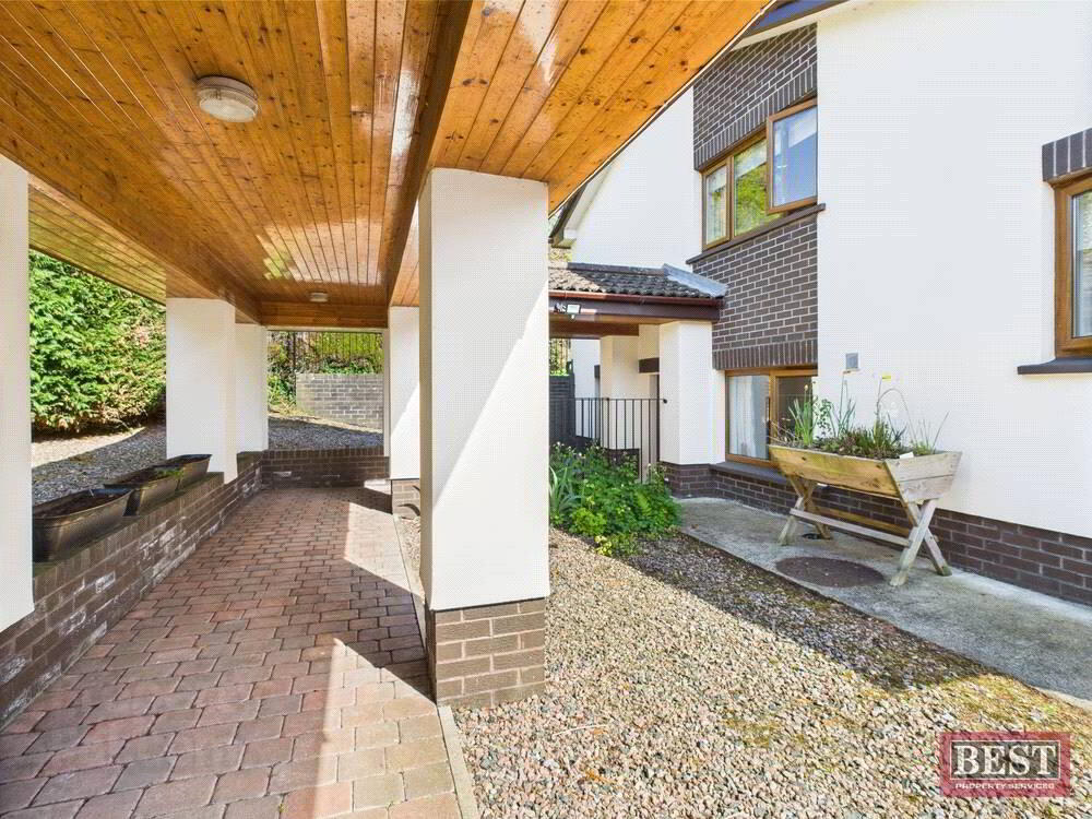 1 Greendale Crescent 32 of 38