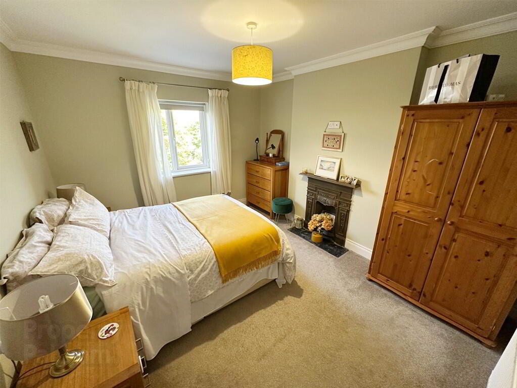1 Upper Kiln Street 14 of 18