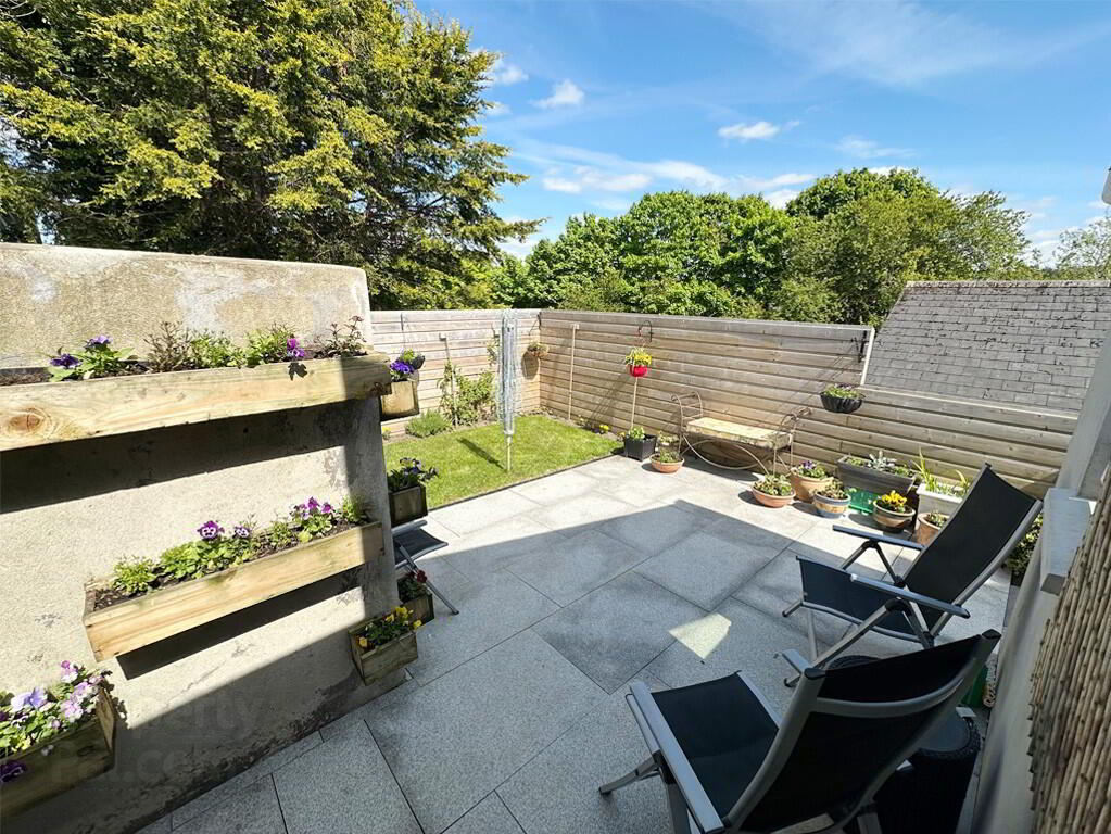 1 Upper Kiln Street 18 of 18