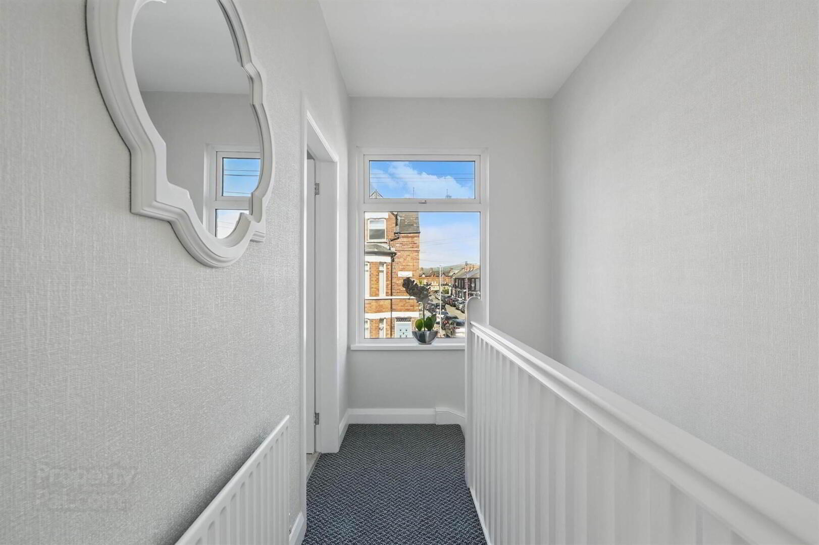 28 Woodcot Avenue 7 of 11