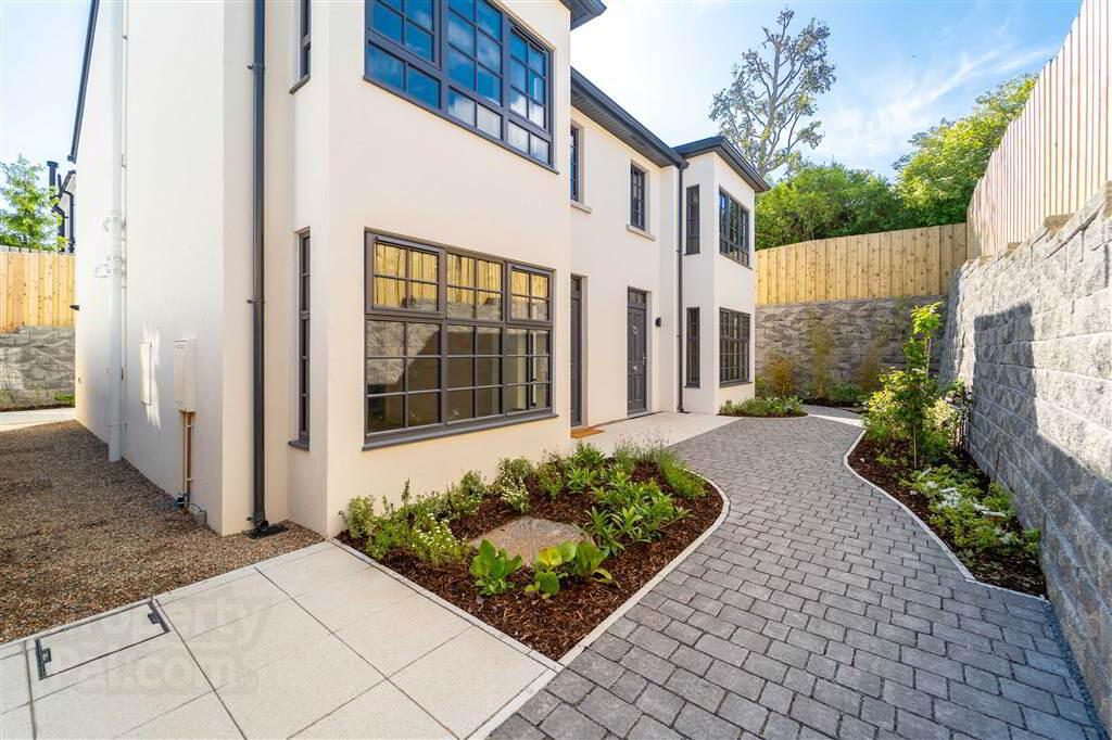 70 Groomsport Road 1 of 21