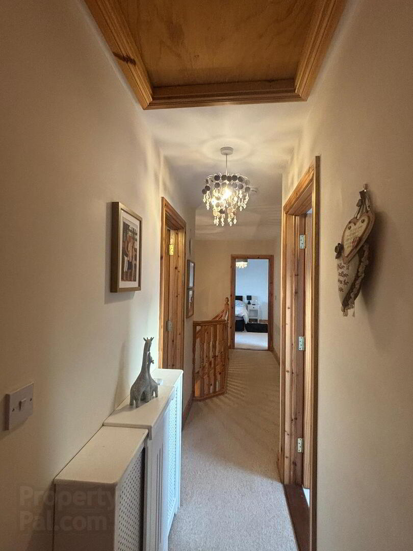 Lisdua, 35 Strandhill 13 of 56