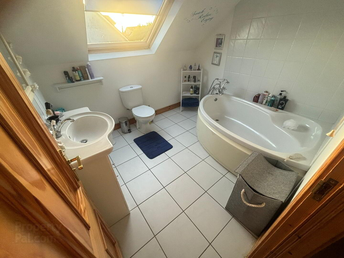 Lisdua, 35 Strandhill 51 of 56