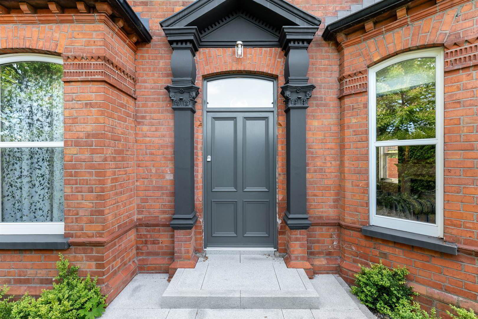 property description image