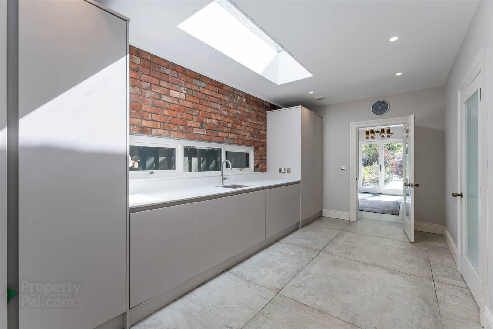 3 Alexandra Park 13 of 28