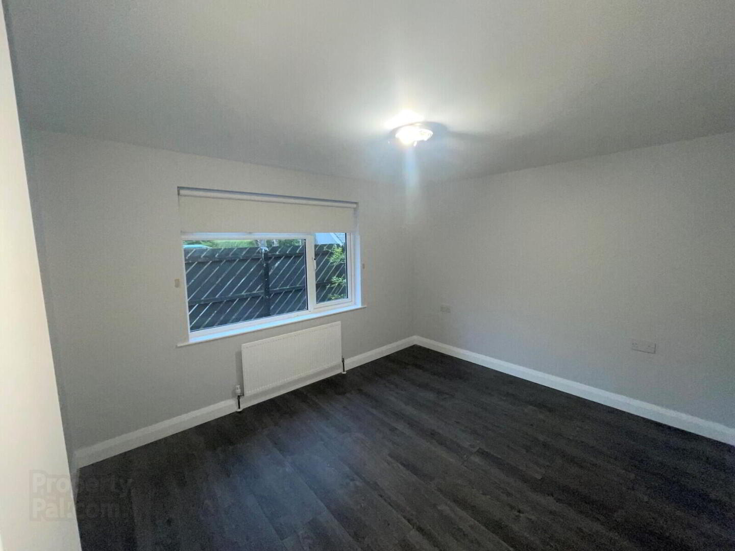 52a Myrtlefield Park 4 of 10