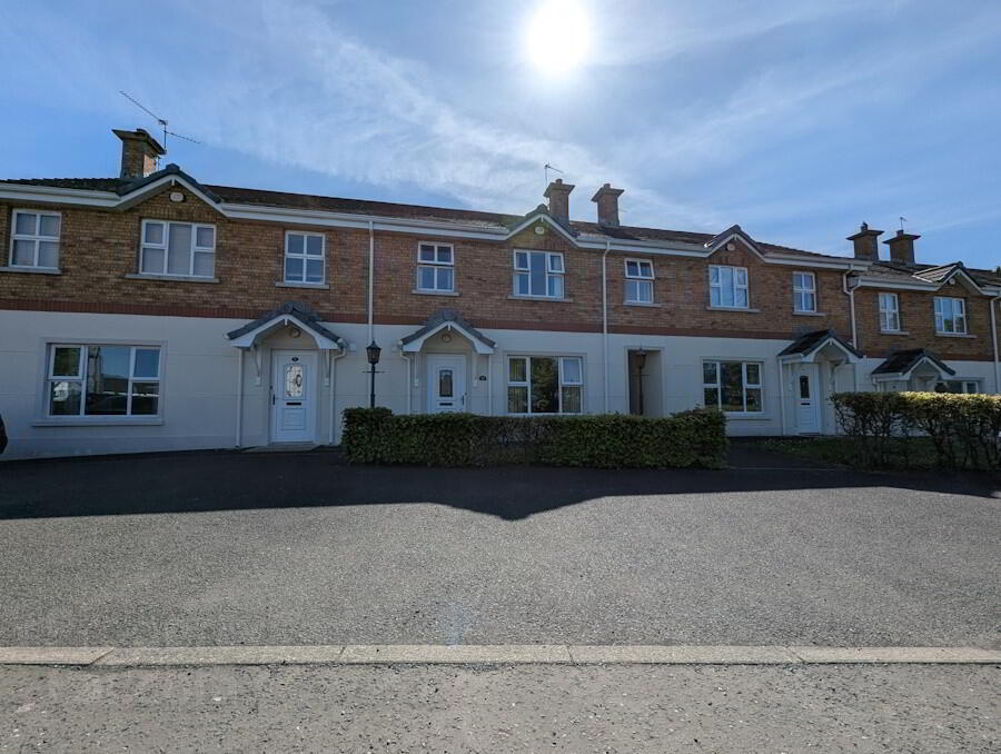 52 Knockbracken Drive 3 of 18