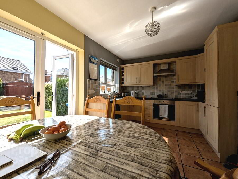 52 Knockbracken Drive 8 of 18