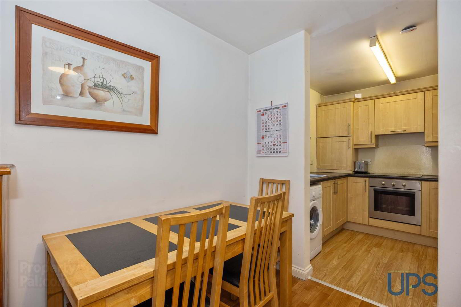 Apt 21a, Oranmore Street 8 of 16