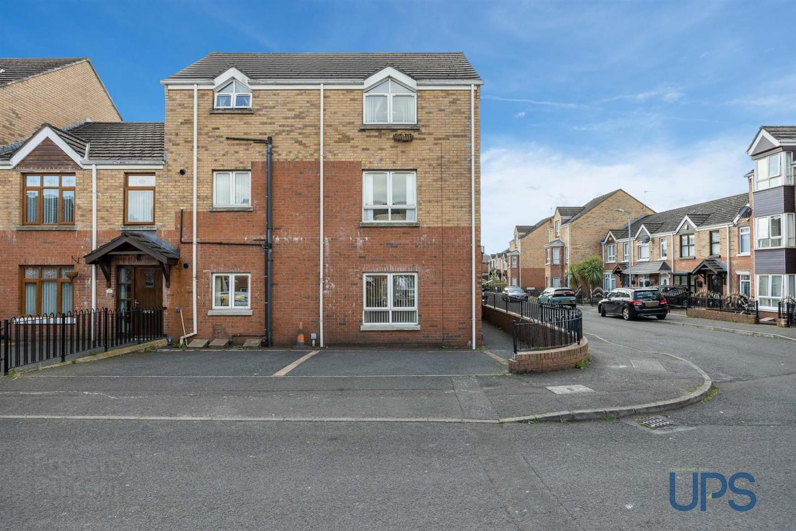 Apt 21a, Oranmore Street 16 of 16