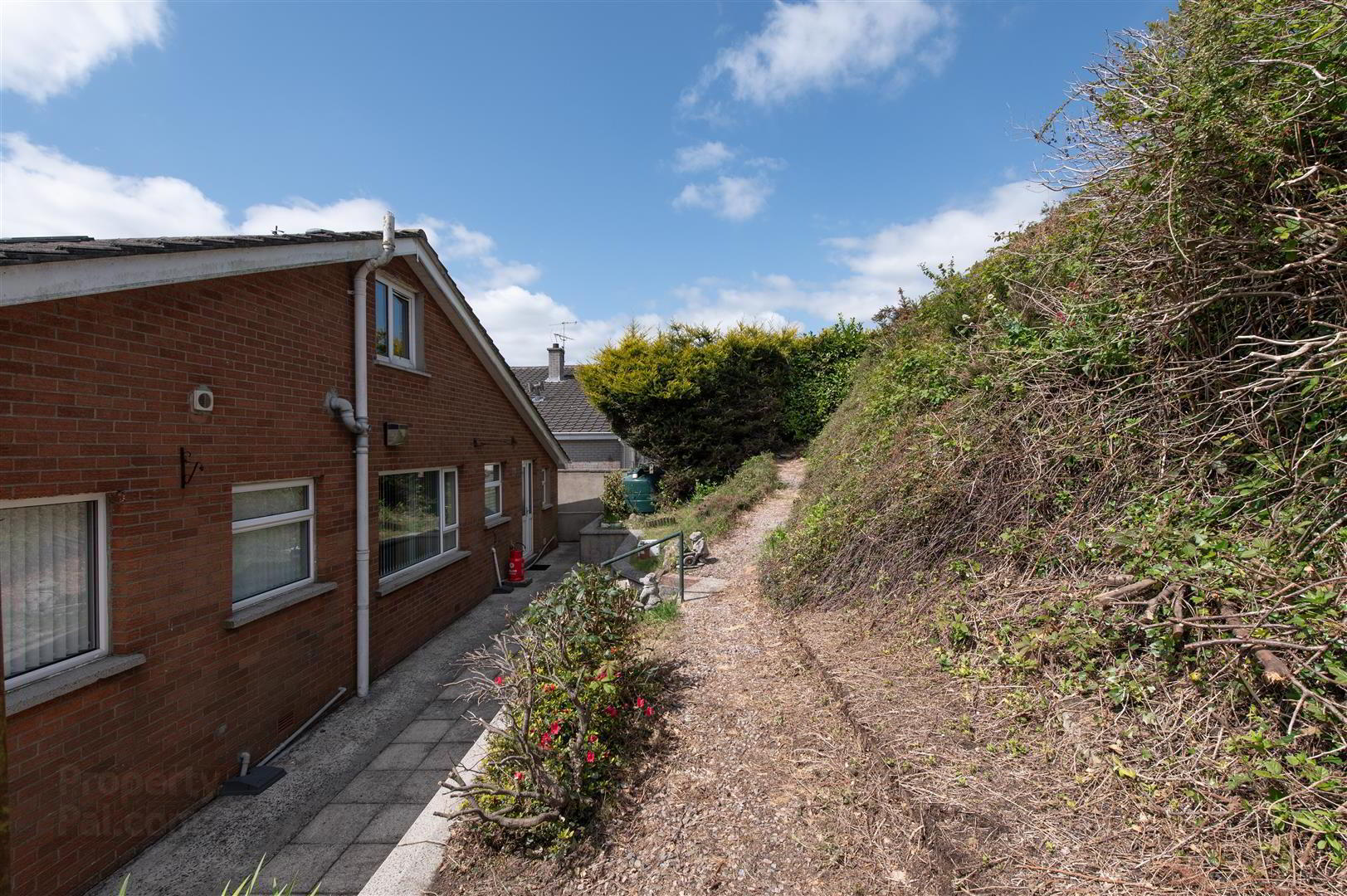 10 Struell Road 25 of 34