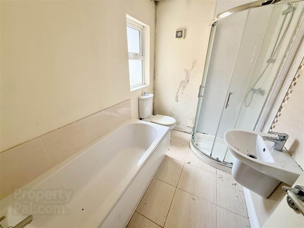 31 Lichfield Avenue 8 of 11