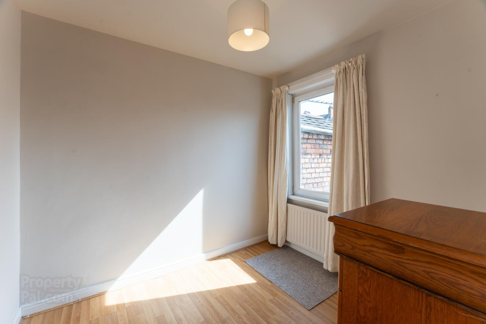 77 Downshire Road 13 of 17