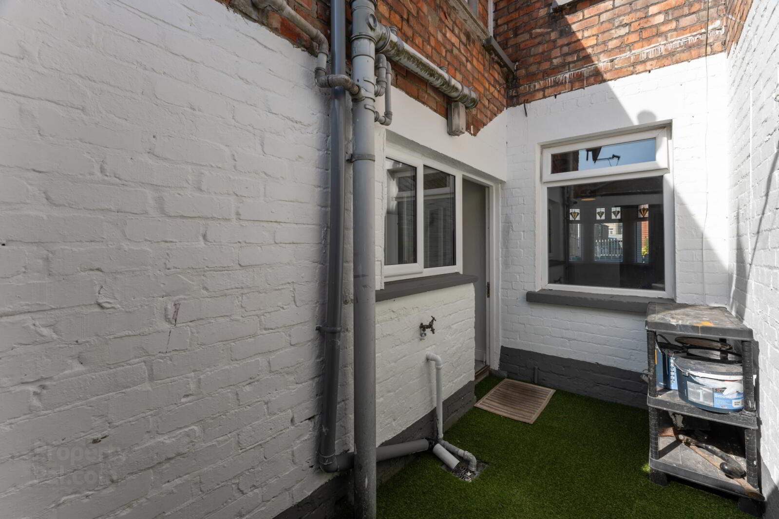 77 Downshire Road 15 of 17