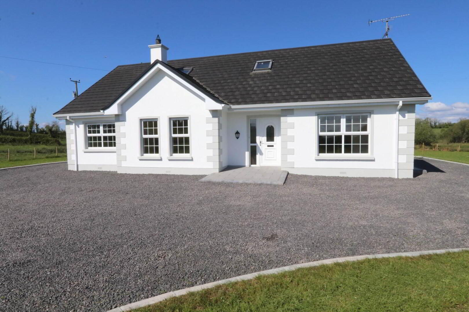 85 Inishmore Road 33 of 40