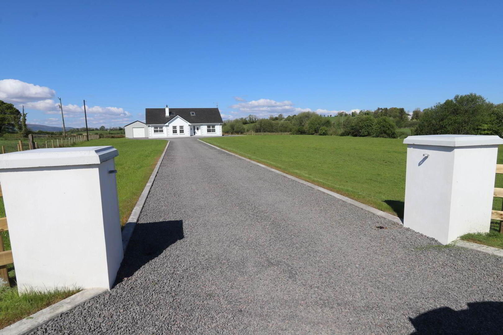 85 Inishmore Road 34 of 40