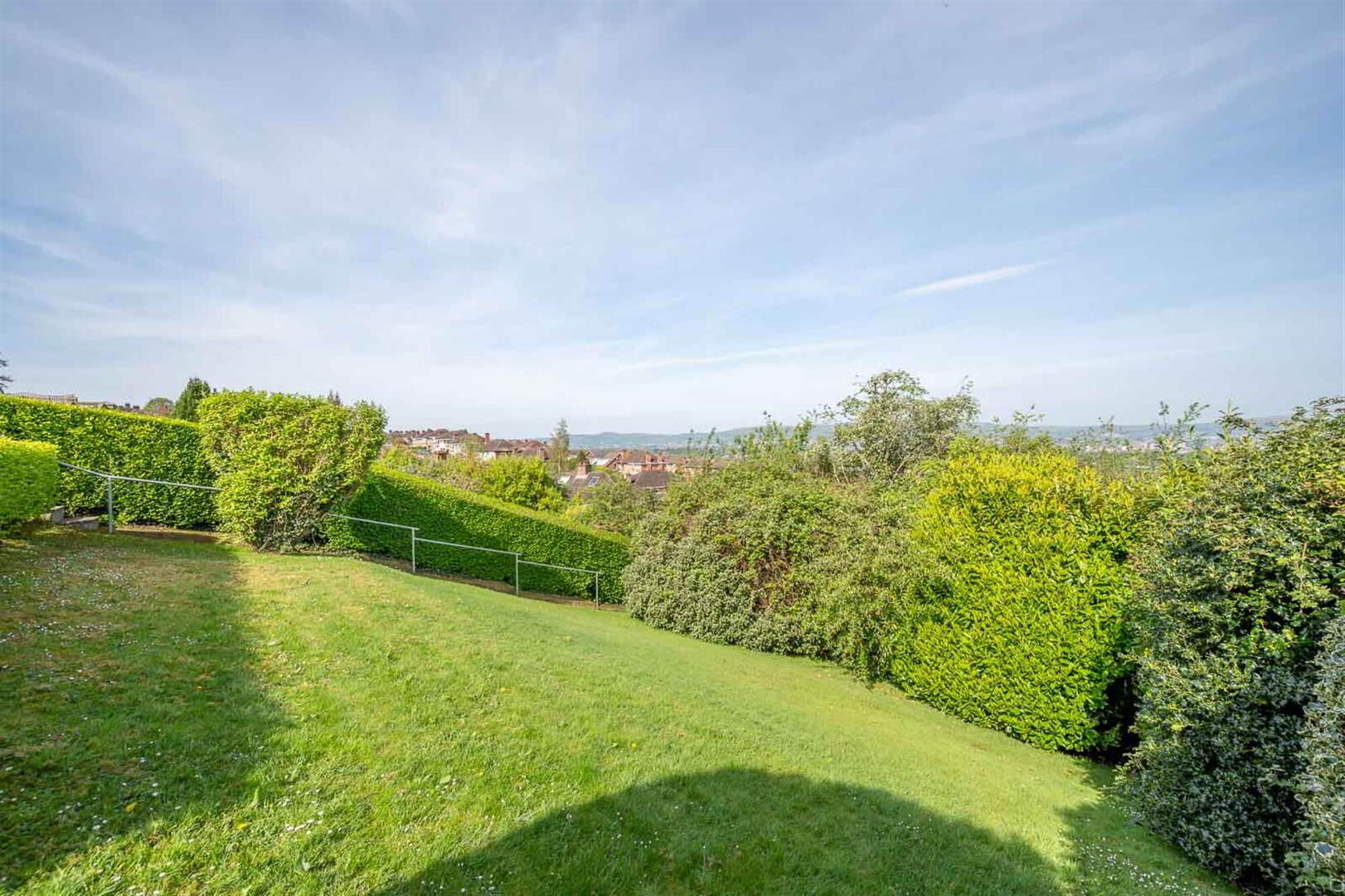 8 Beechgrove Rise 28 of 30